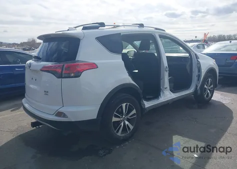 2017 Toyota Rav4 Xle z USA, uszkodzony, nr VIN JTMRFREV0HD214375